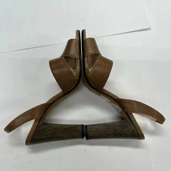 Talbots Leather Beige Strappy Sandals Wood Block Heel size 7.5 - Picture 13 of 13